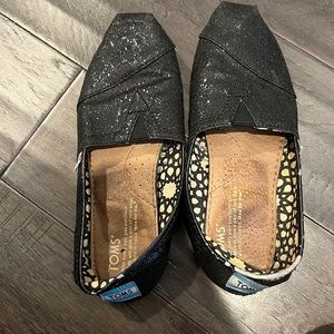 Black glitter Toms size 6.5